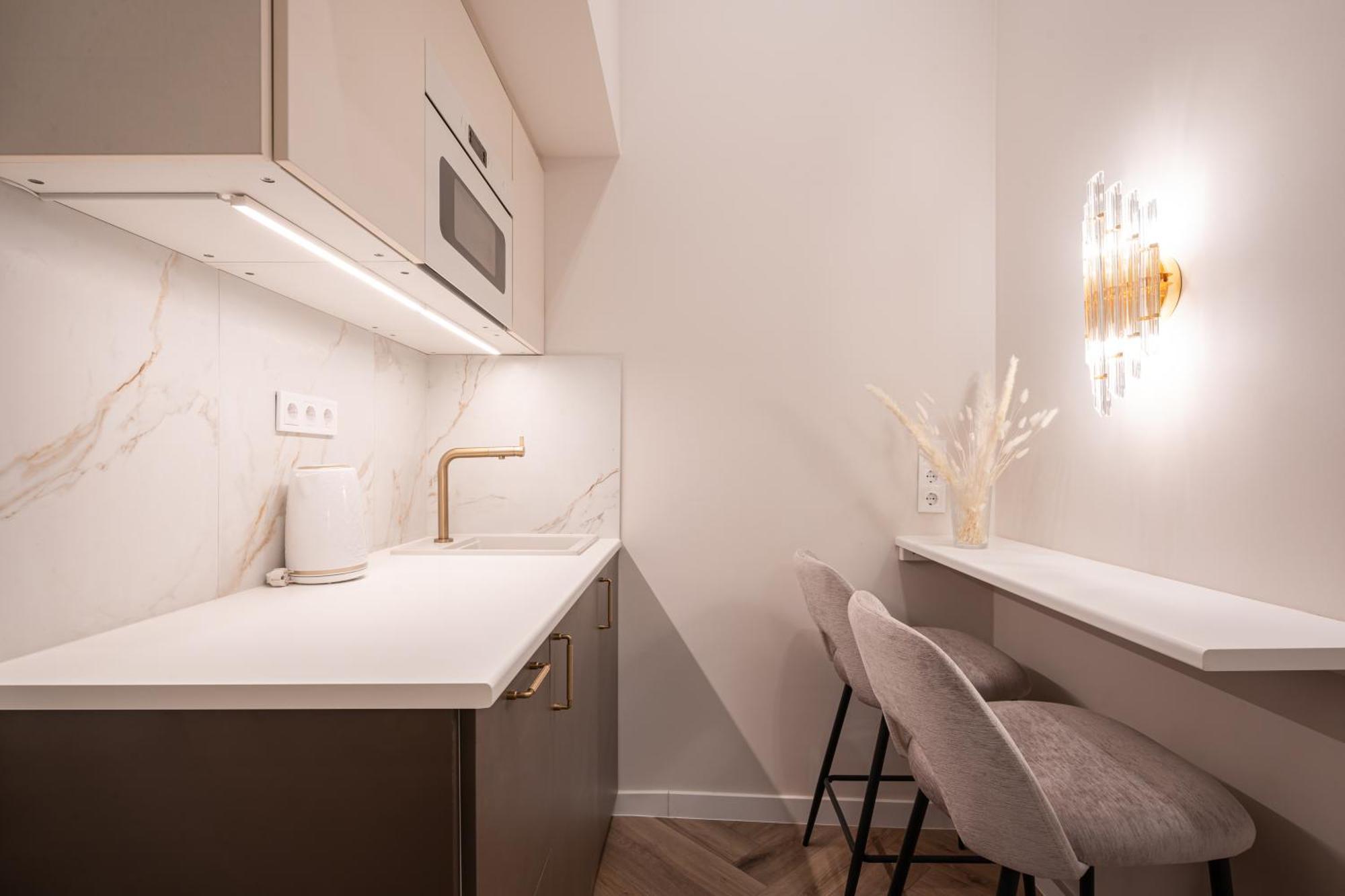 A20 - Boutique Apartment Best Location, By Bqa 부다페스트 외부 사진